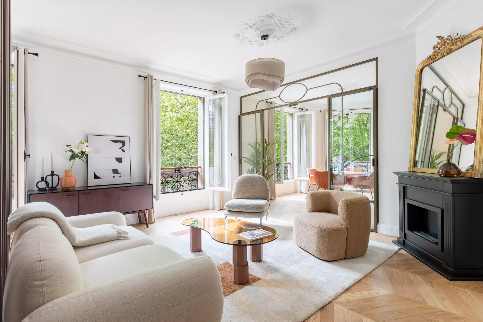 Photo thumbnail of a real estate property