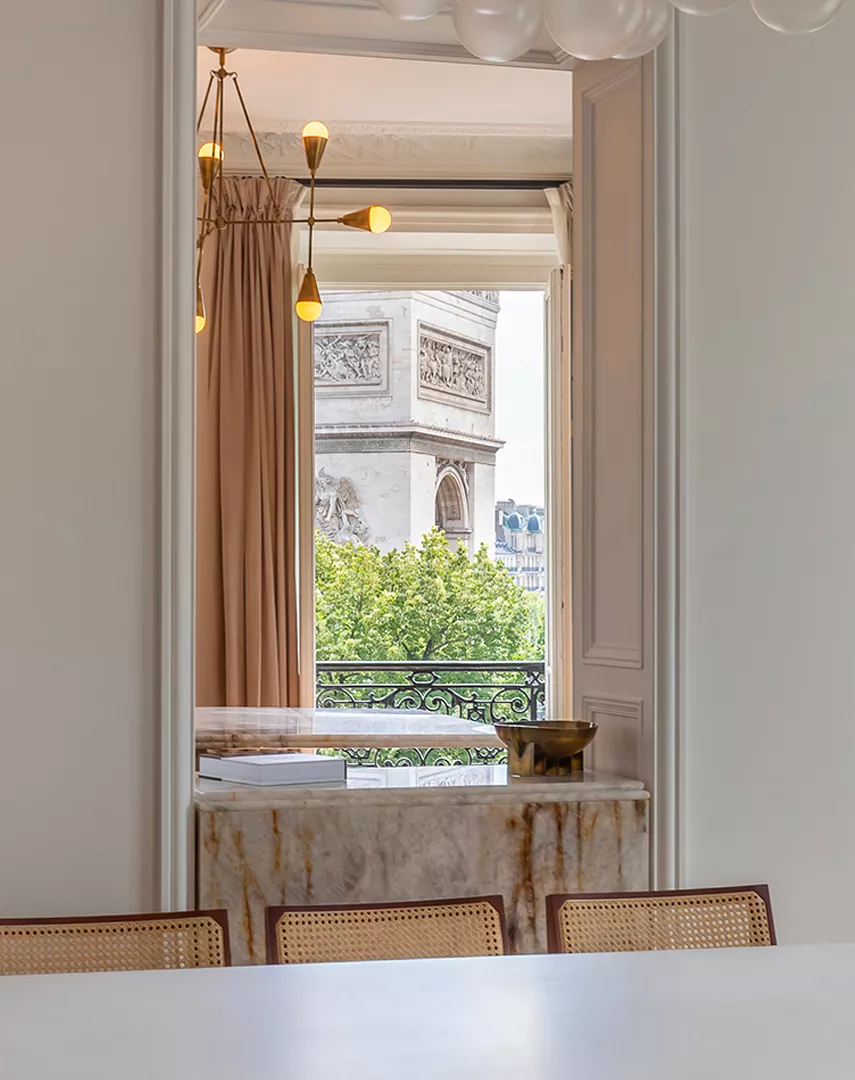 Vue sur l'Arc de Triomphe d'un appartement d'exception vendu par Junot