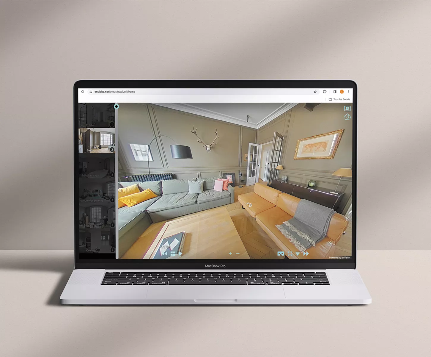 Visites 360° sur un écran d'ordinateur