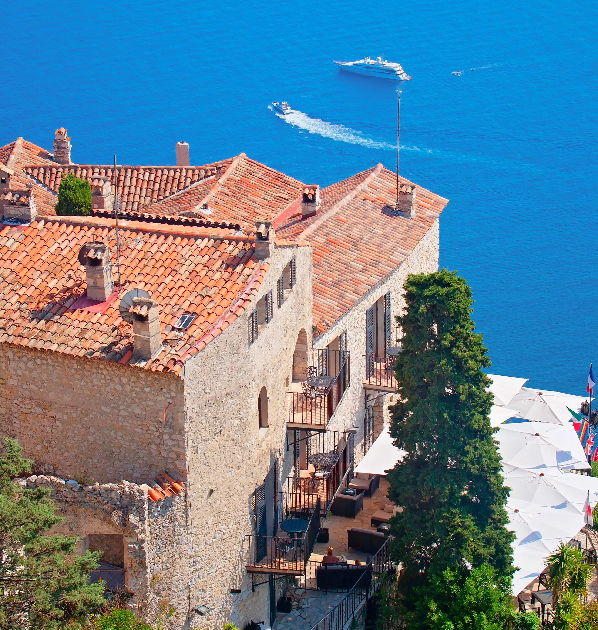 Villa de luxe située sur la Côte d'azur en France vendue par Junot Fine Properties