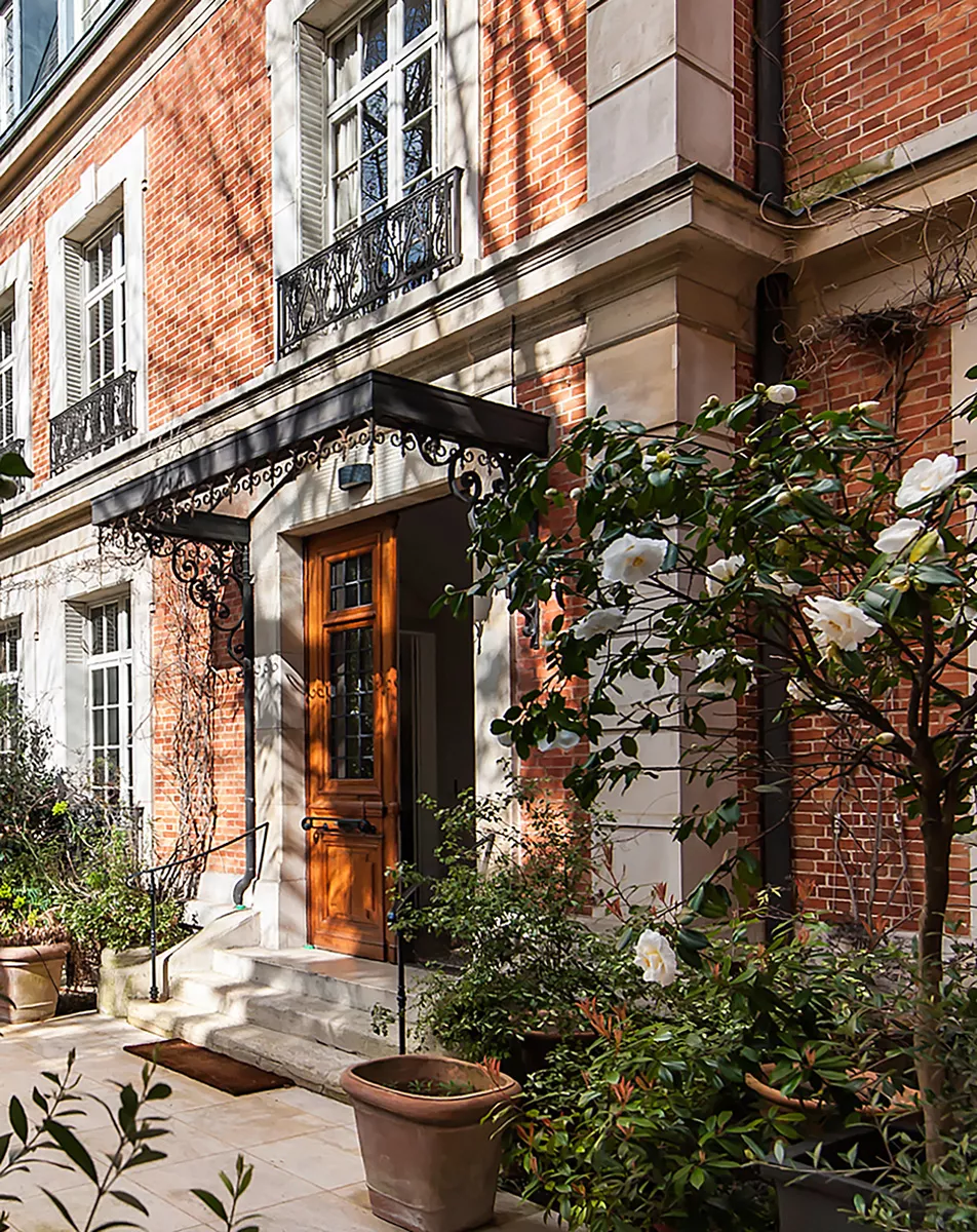 Luxury apartment for sale in Paris